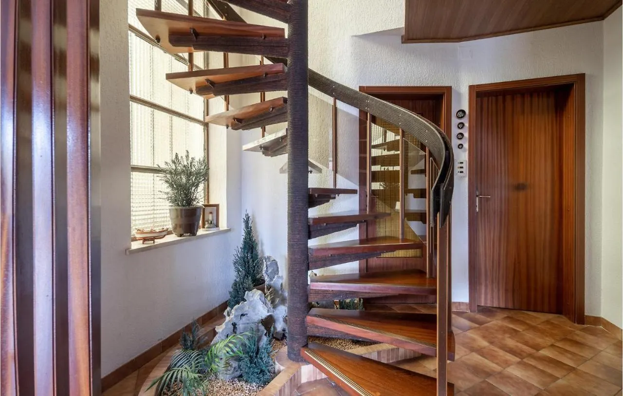 Lovely Apartment In Jadranovo With Kitchen